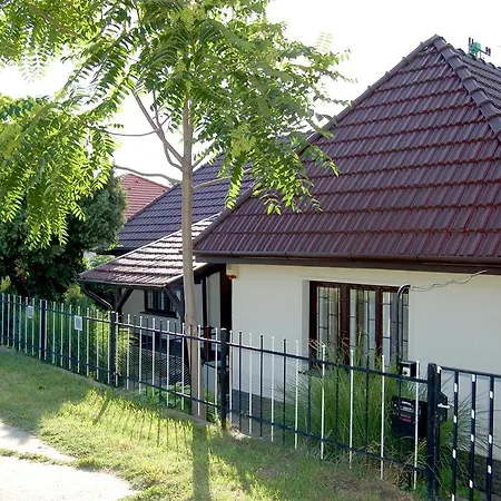 Lägenhet Siorelax Apartman *